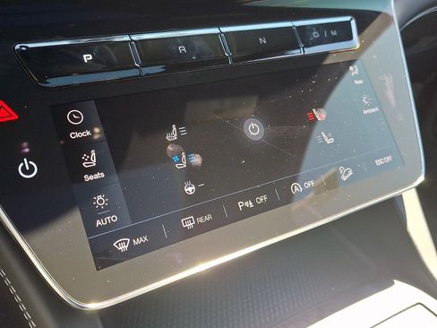 Certified 2025 Maserati Grecale Modena AWD/4WD image 14