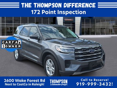Used 2025 Ford Explorer Active RWD image 1