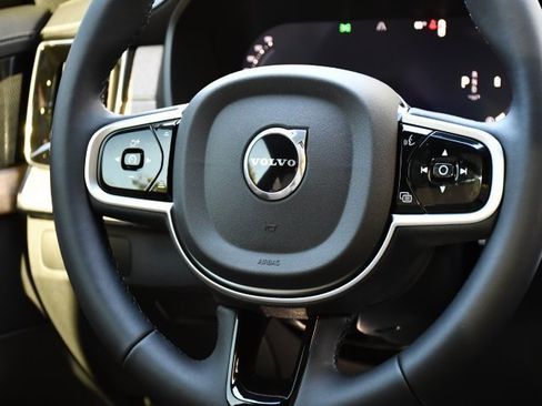 New 2026 Volvo XC90 B6 Ultra w/ Protection Package Premier image 21