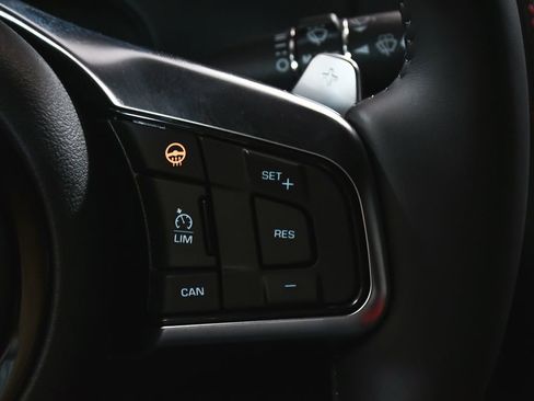 Used 2024 Jaguar F-TYPE R-Dynamic RWD image 37