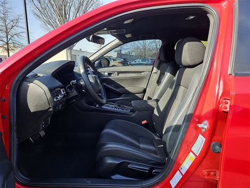 Used 2022 Honda Civic Sport image 12