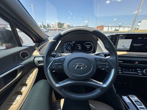 Used 2021 Hyundai Sonata Limited FWD image 14