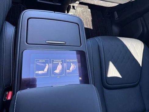 Certified 2026 INFINITI QX80 Autograph w/ Premium Cargo Package image 17