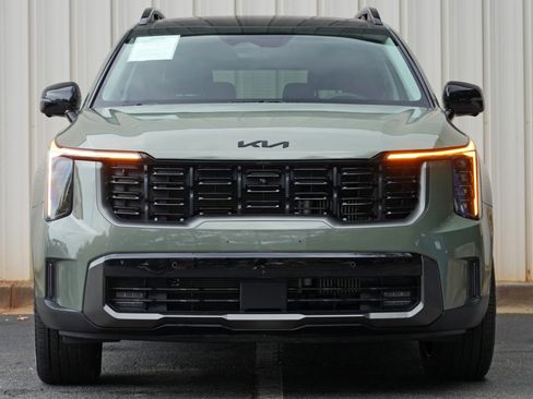 Used 2025 Kia Sorento SX AWD/4WD image 6