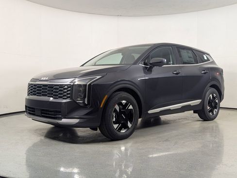 New 2026 Kia Sportage LX FWD image 3