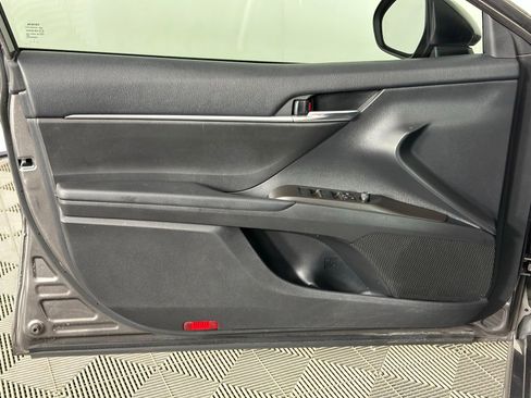 Used 2023 Toyota Camry SE FWD image 31