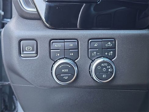 Certified 2023 GMC Sierra 1500 SLT w/ X31 Off-Road Package image 23