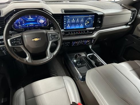 Used 2025 Chevrolet Silverado 1500 LTZ w/ LTZ Premium Package AWD/4WD image 14