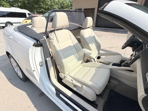 Used 2012 Volkswagen Eos Komfort FWD image 45