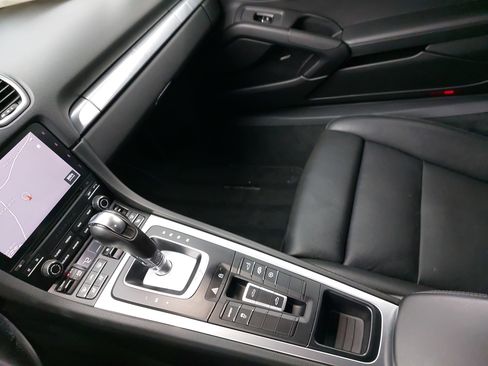 Certified 2021 Porsche 718 Boxster S image 21