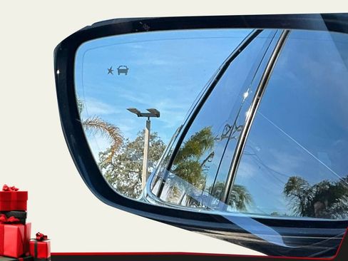 Used 2019 Buick Enclave Avenir w/ Avenir Technology Package image 47