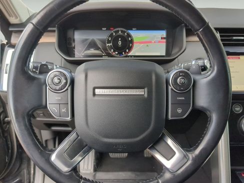 Used 2018 Land Rover Discovery HSE AWD/4WD image 13