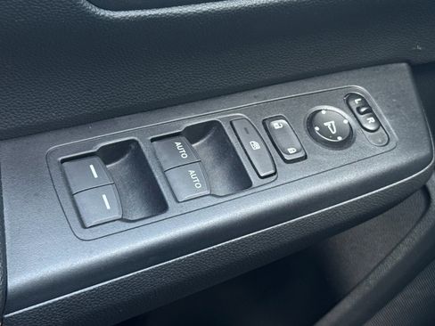 Used 2024 Honda CR-V Sport image 13