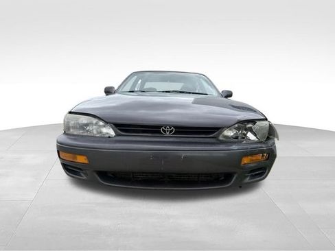 Used 1996 Toyota Camry LE FWD image 7