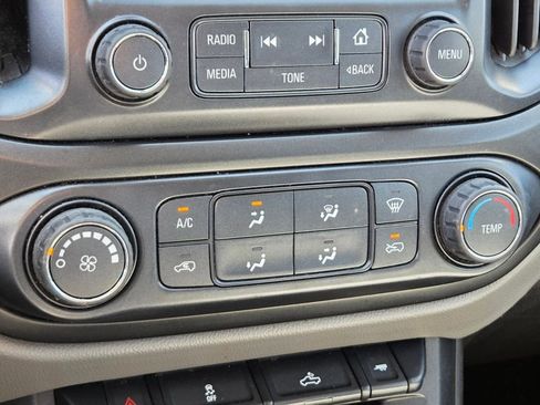 Used 2016 Chevrolet Colorado W/T w/ WT Convenience Package RWD image 30