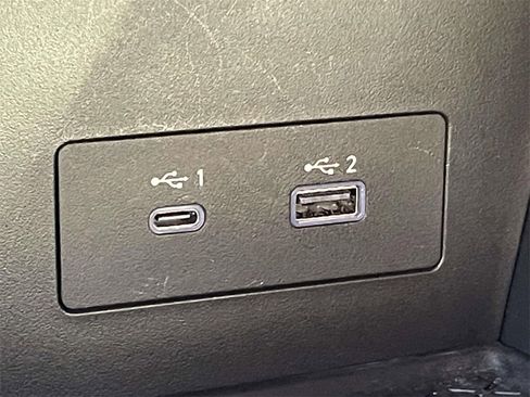 Used 2023 Nissan Pathfinder SV image 24