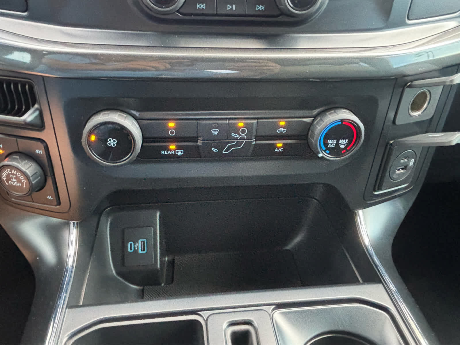 Used 2023 Ford F150 XL w/ STX Black Appearance Package AWD/4WD image 24