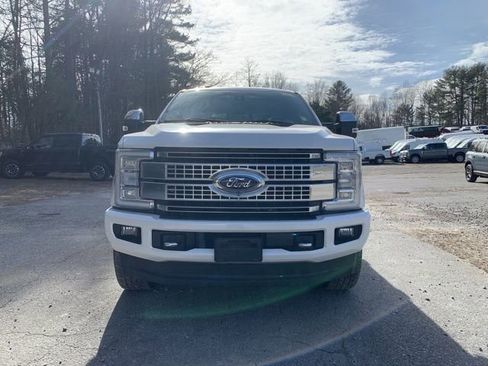 Used 2017 Ford F250 Platinum w/ Platinum Ultimate Package image 2