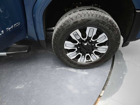 Used 2024 GMC Sierra 2500 Denali w/ Denali Reserve Package image 10