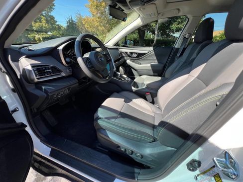 Used 2025 Subaru Outback Onyx Edition image 10