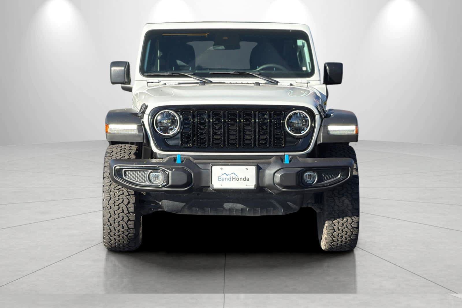 Used 2024 Jeep Wrangler Unlimited AWD/4WD image 10