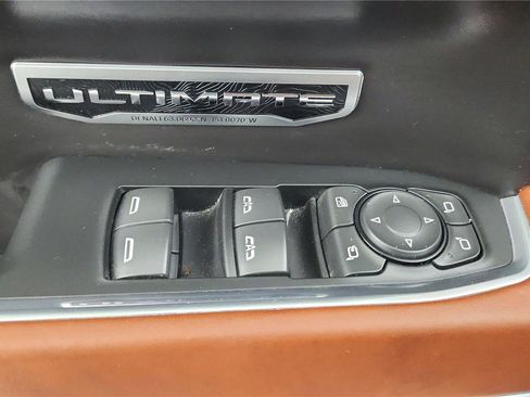 Used 2023 GMC Sierra 1500 Denali Ultimate AWD/4WD image 29