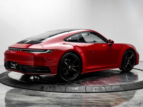 Used 2024 Porsche 911 Carrera w/ Premium Package image 13