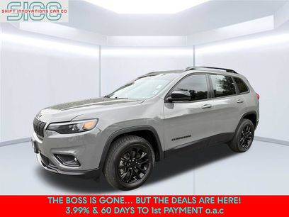 Used 2023 Jeep Cherokee Altitude Lux