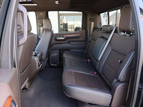 Used 2022 GMC Sierra 1500 Denali w/ Denali Reserve Package image 11