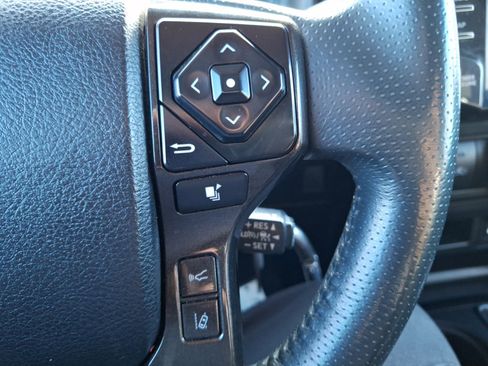 Used 2020 Toyota 4Runner TRD Off-Road image 20