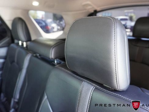 Used 2025 Honda Pilot EX-L image 45