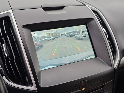 Used 2017 Ford Edge SEL w/ Equipment Group 201A image 22