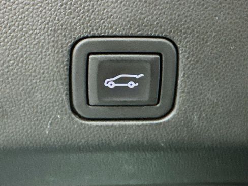 Used 2024 Chevrolet Tahoe LT image 29