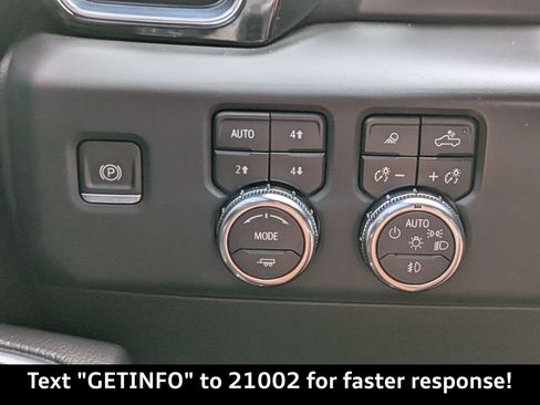 Used 2024 GMC Sierra 1500 Denali w/ Denali Reserve Package AWD/4WD image 30