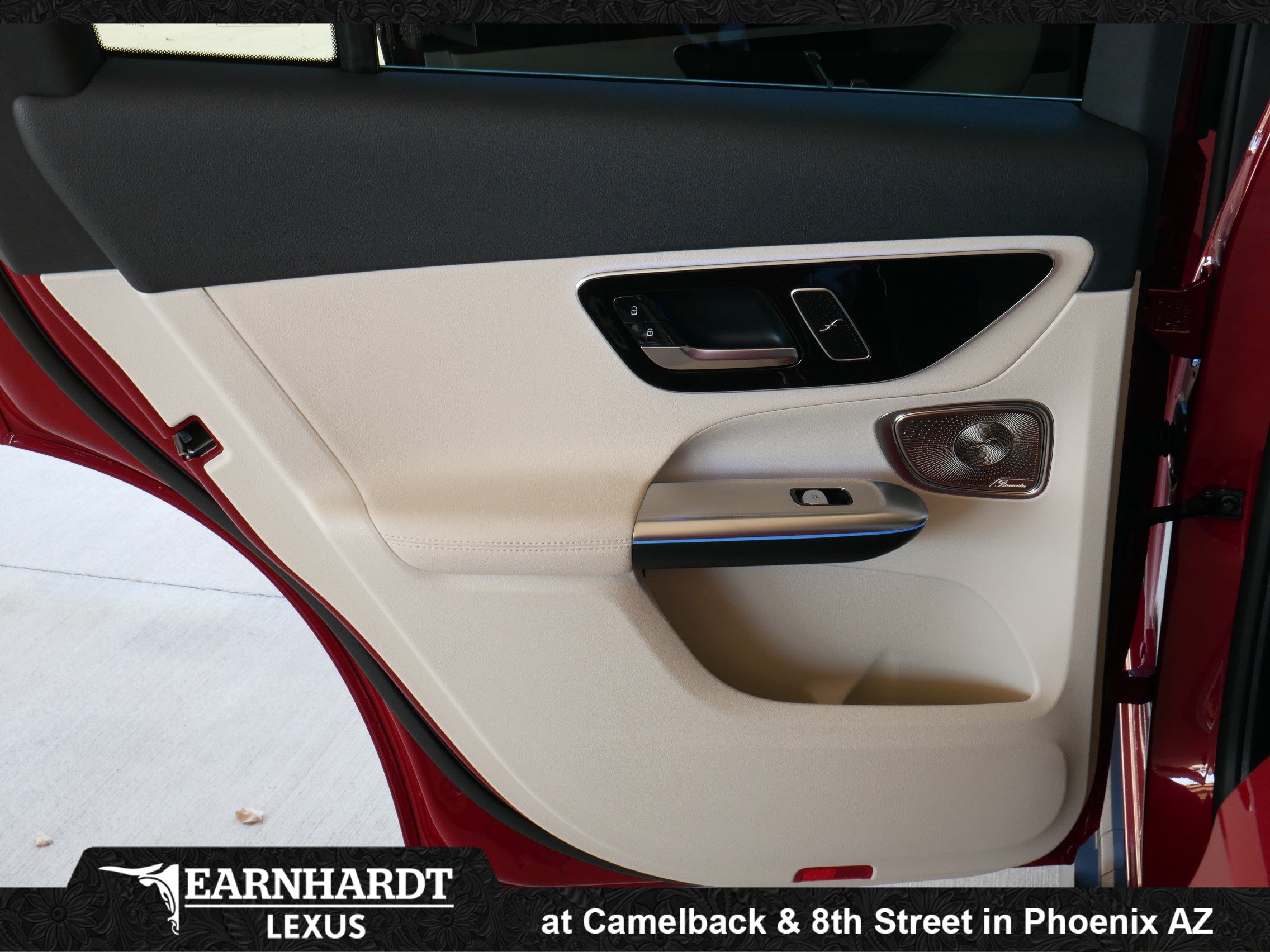 Used 2026 Mercedes-Benz GLC 300 image 26