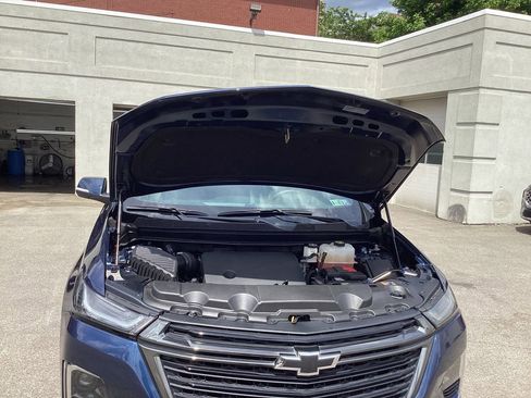 Used 2023 Chevrolet Traverse LT w/ Midnight/Sport Edition AWD/4WD image 20