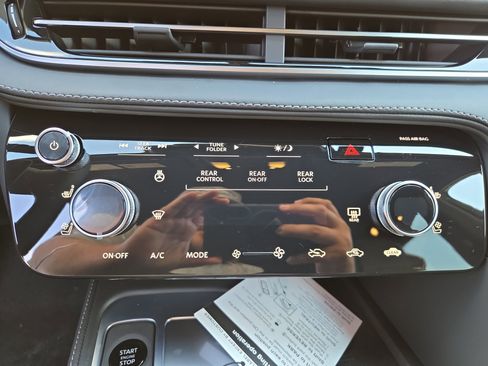 Used 2026 INFINITI QX60 Autograph w/ Dark Cargo Package image 13