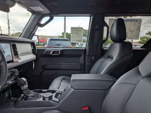 New 2026 Ford Bronco Outer Banks AWD/4WD image 22