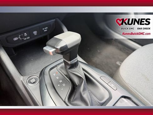 Used 2025 Kia K4 FWD image 29