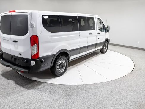 Used 2019 Ford Transit 350 XL image 25