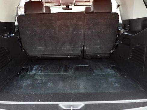 Used 2016 Chevrolet Tahoe 2WD image 29