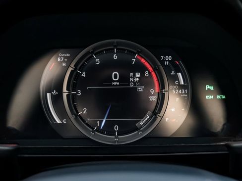 Used 2018 Lexus LC 500 Coupe w/ Touring Package image 18