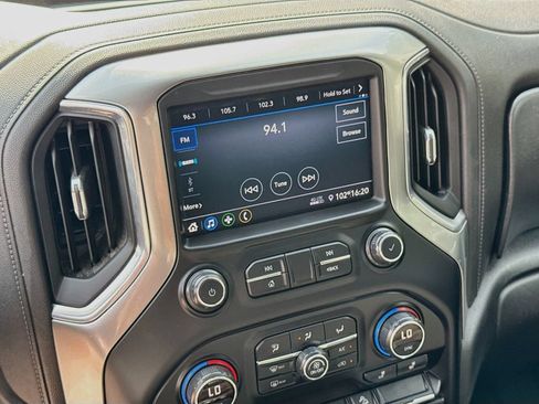 Used 2021 Chevrolet Silverado 1500 RST AWD/4WD image 15