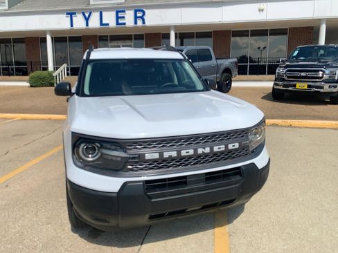 Used 2025 Ford Bronco Sport Big Bend image 2