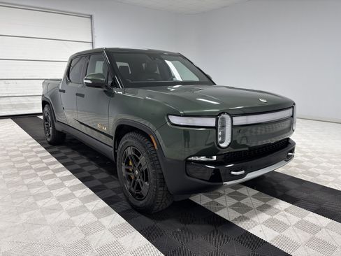 Used 2023 Rivian R1T Adventure AWD/4WD image 7