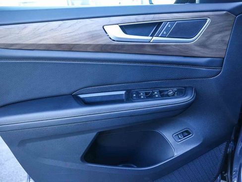 New 2026 Volkswagen Atlas SE image 30