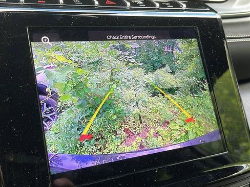 New 2024 Jeep Grand Cherokee L Laredo w/ Luxury Tech Group I image 13