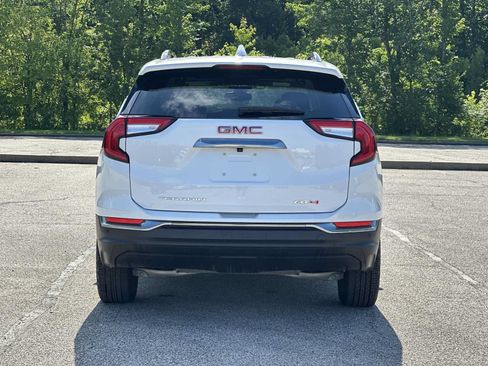Certified 2024 GMC Terrain AT4 w/ Infotainment Package II AWD/4WD image 13