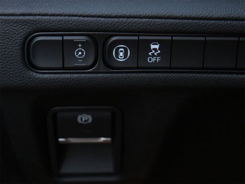 Used 2025 Acura MDX FWD image 28