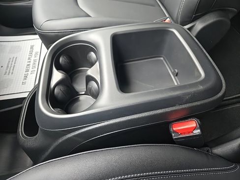 New 2026 Chrysler Pacifica Select image 63